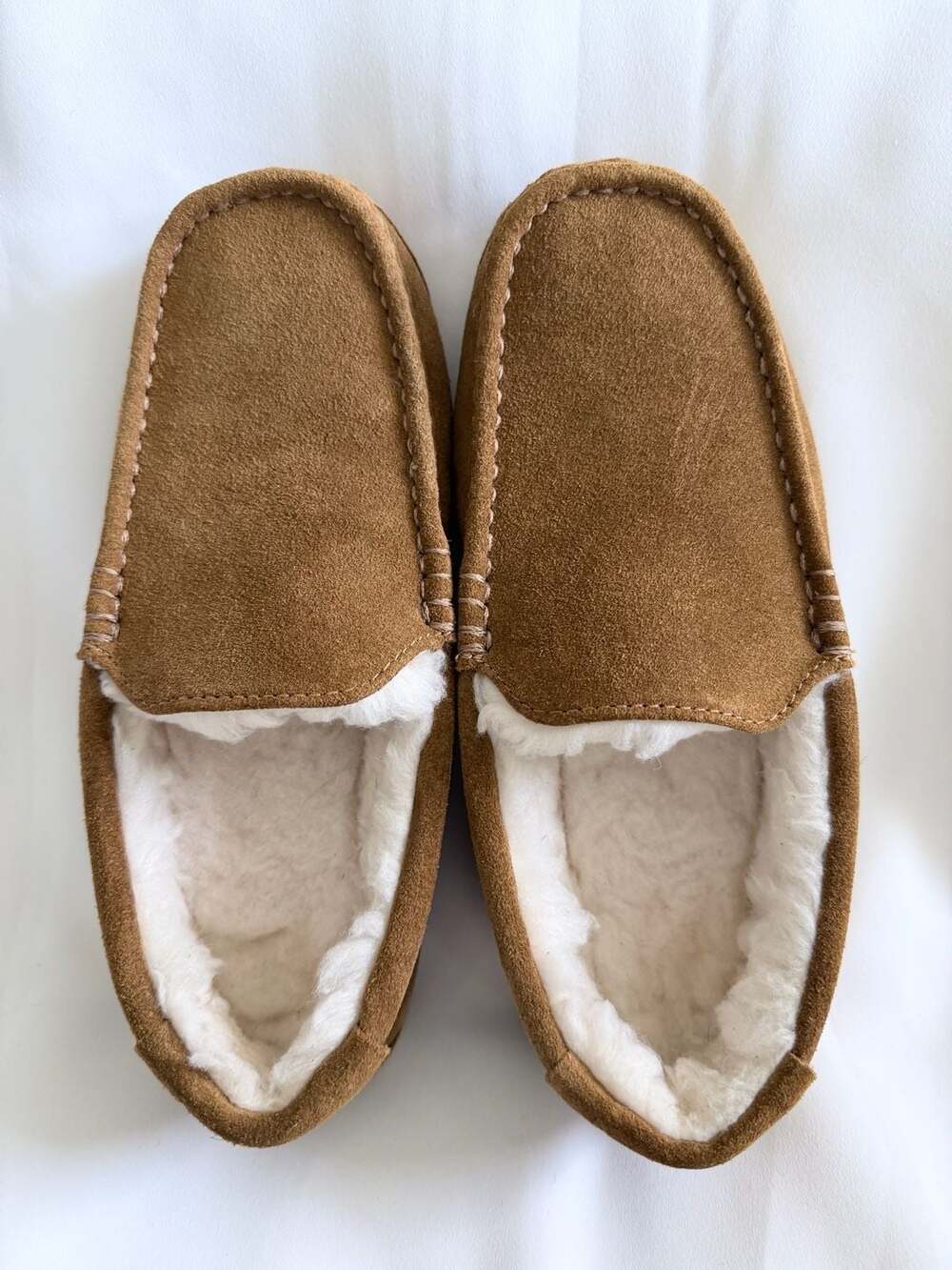 Koolaburra by UGG Tipton Men's Suede Moccasin Slippers Chestnut